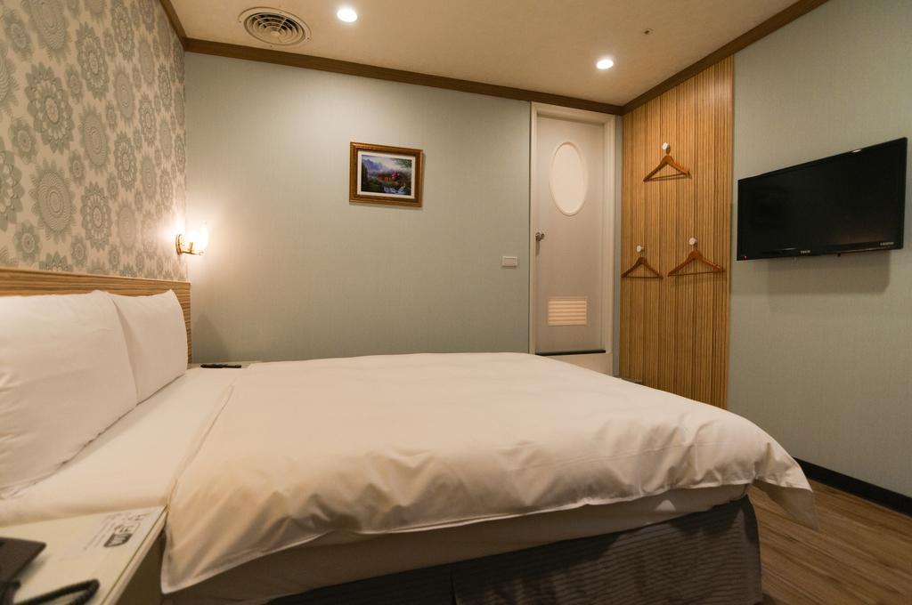 泊居旅店 Oursinn Hotel Тайбэй Экстерьер фото